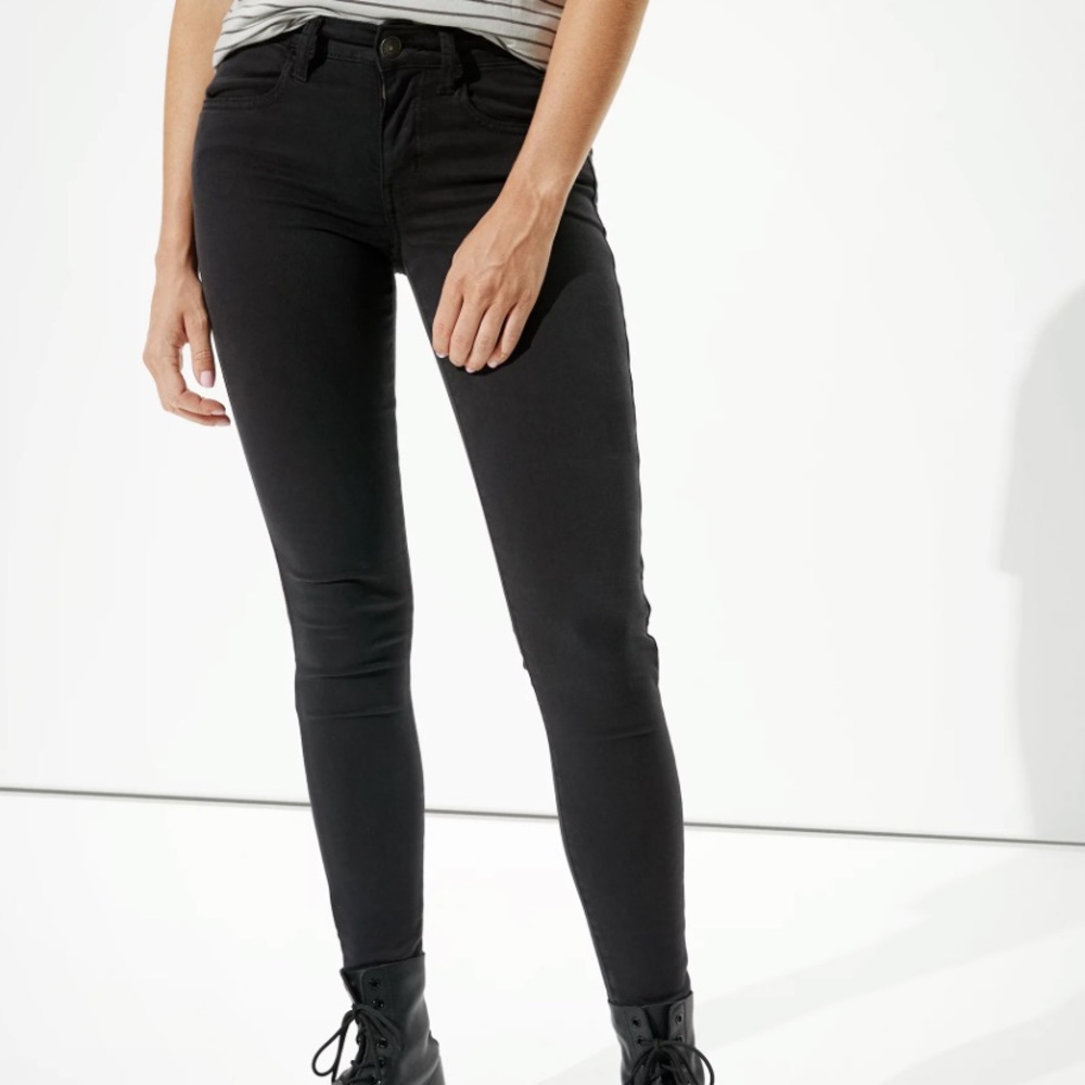 AE Jegging Jeans - Size 2